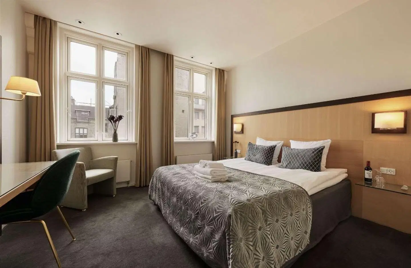 Ascot Hotel ROOM_EXAMPLE