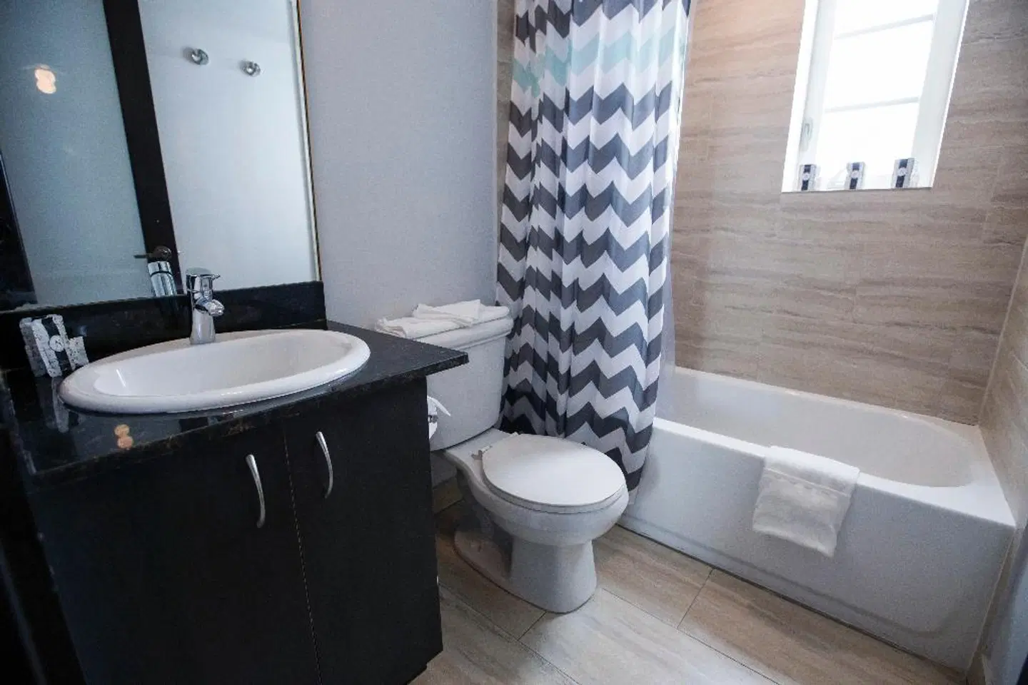 Lincoln Arms Suites Badezimmer