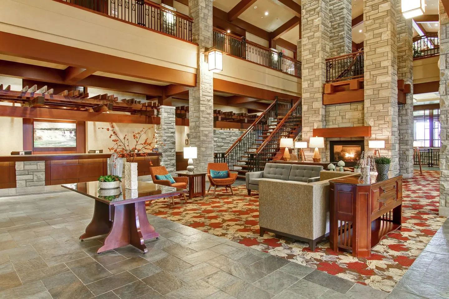 DoubleTree Fallsview Resort & Spa by Hilton - Niagara Falls Bar