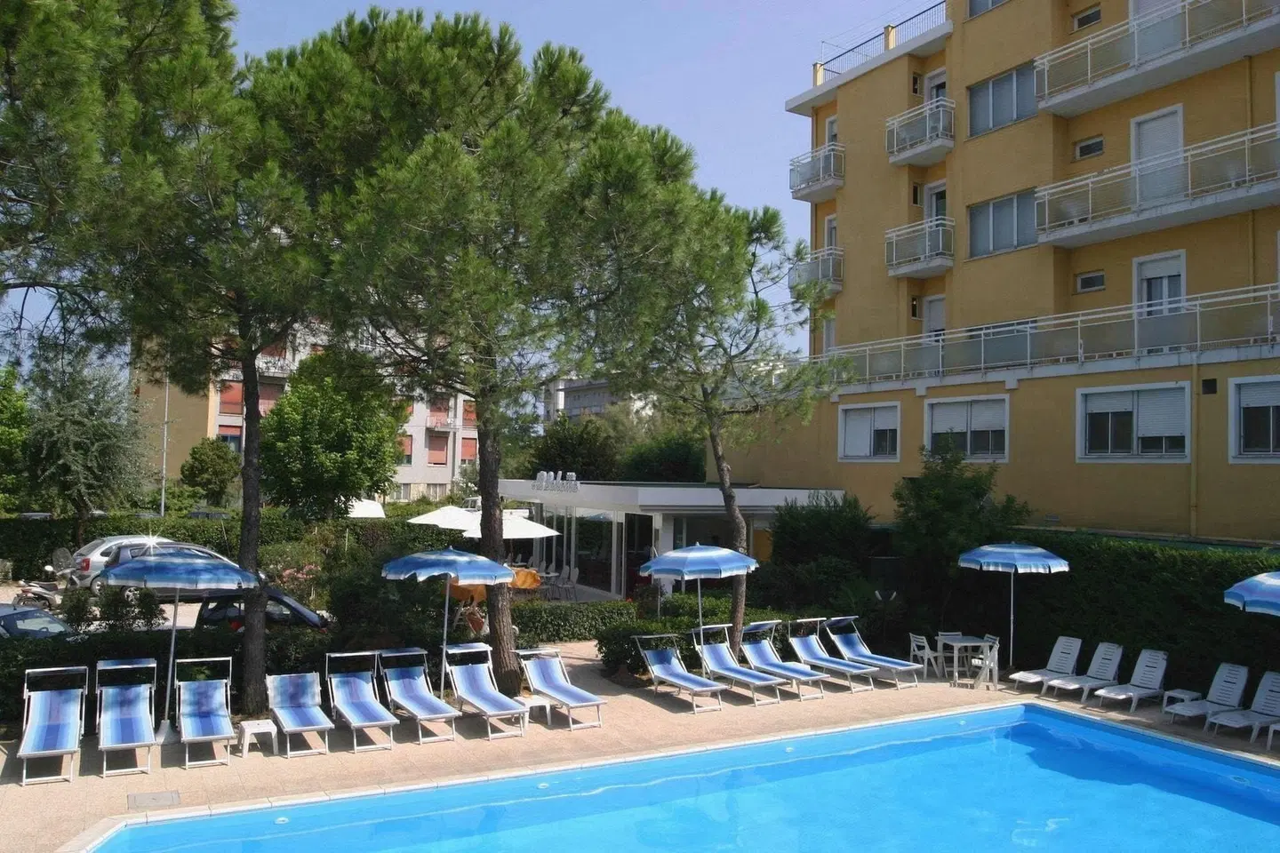 Hotel Bahama OUTDOOR_POOL