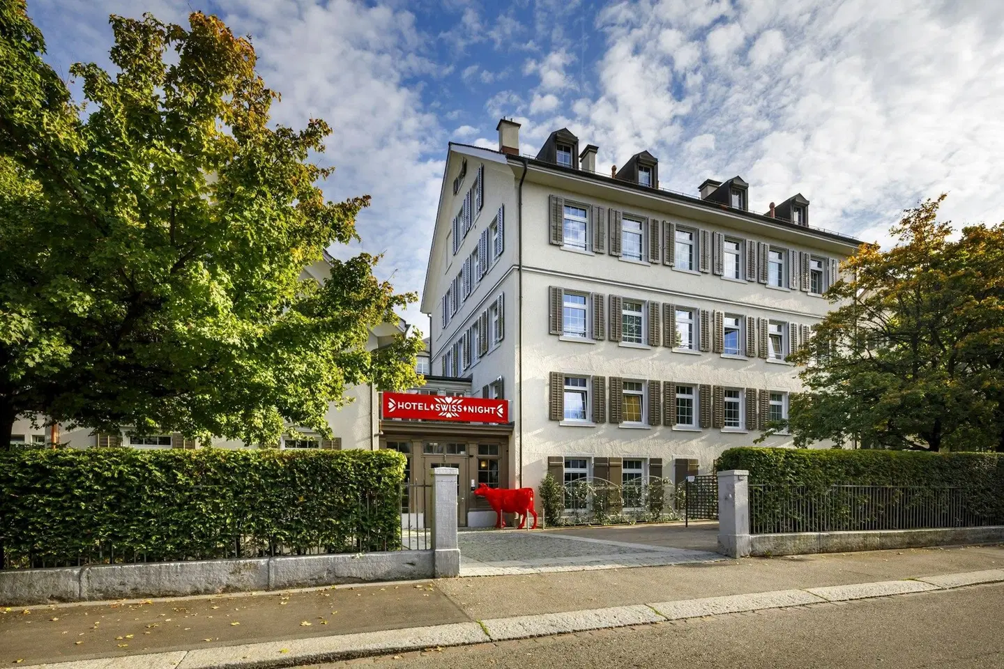 Hotel Swiss Night by Fassbind EXTERIOR