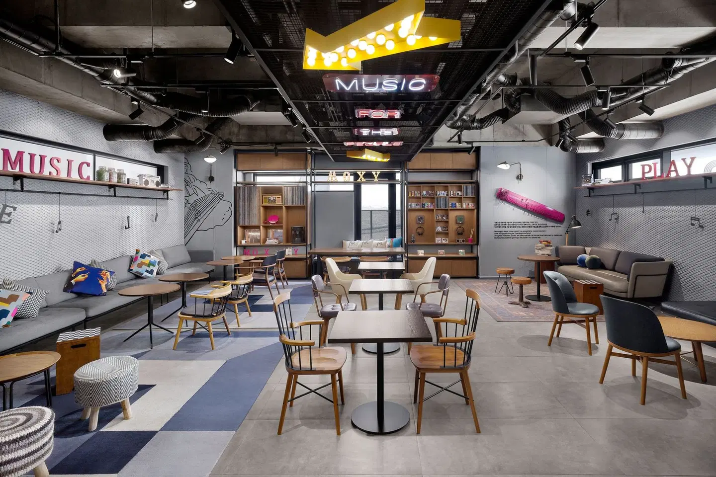Moxy Seoul Insadong Restaurant