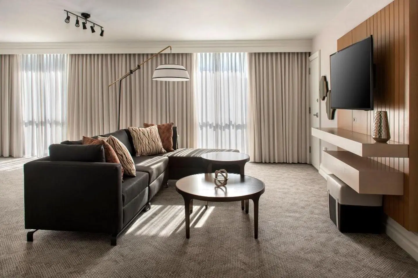 Westchester Marriott ROOM_EXAMPLE