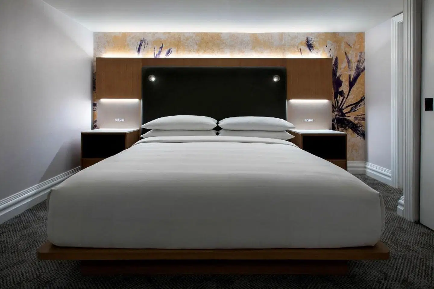 Westchester Marriott ROOM_EXAMPLE