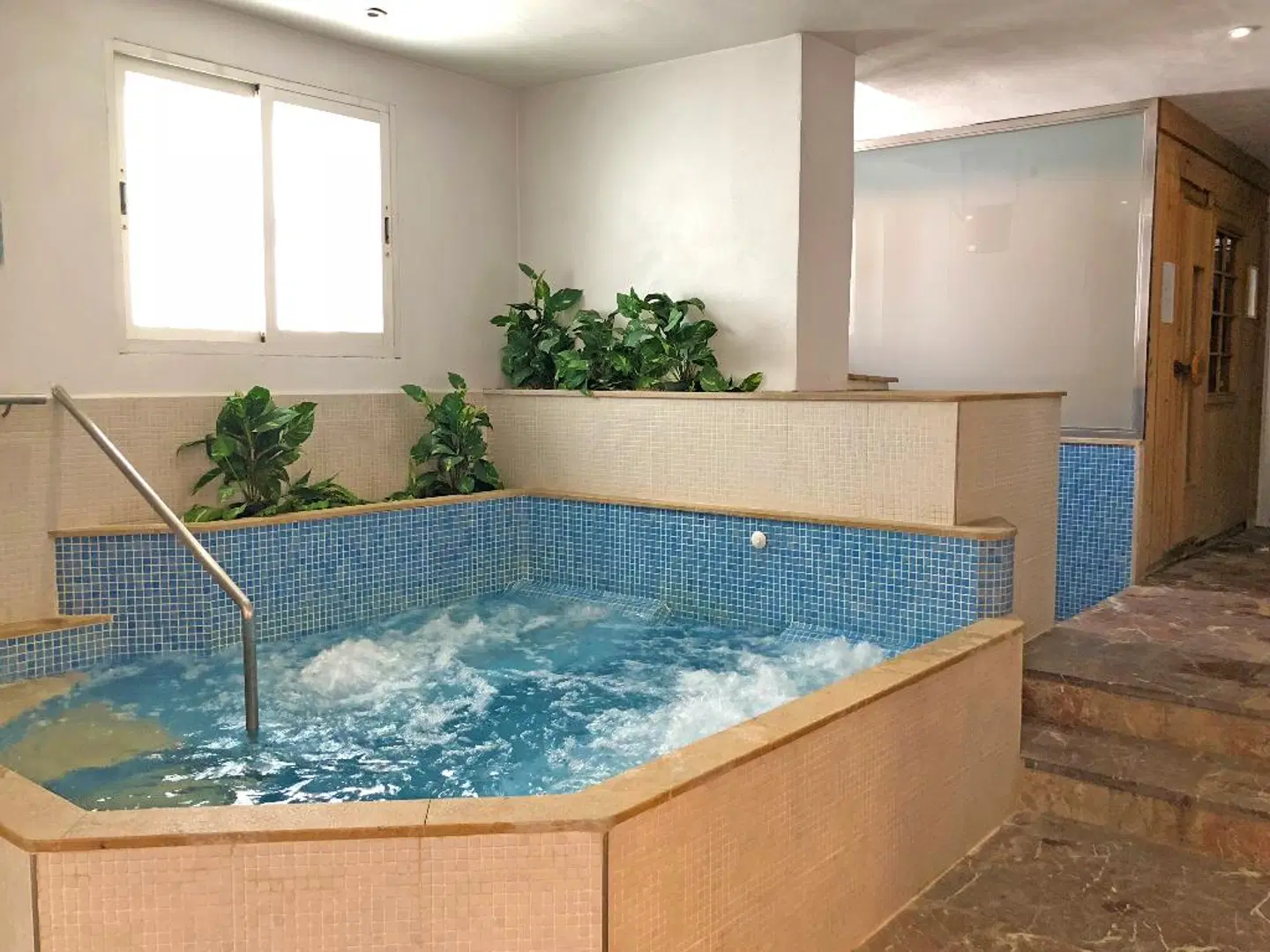 Mirador HEALTH_BEAUTY