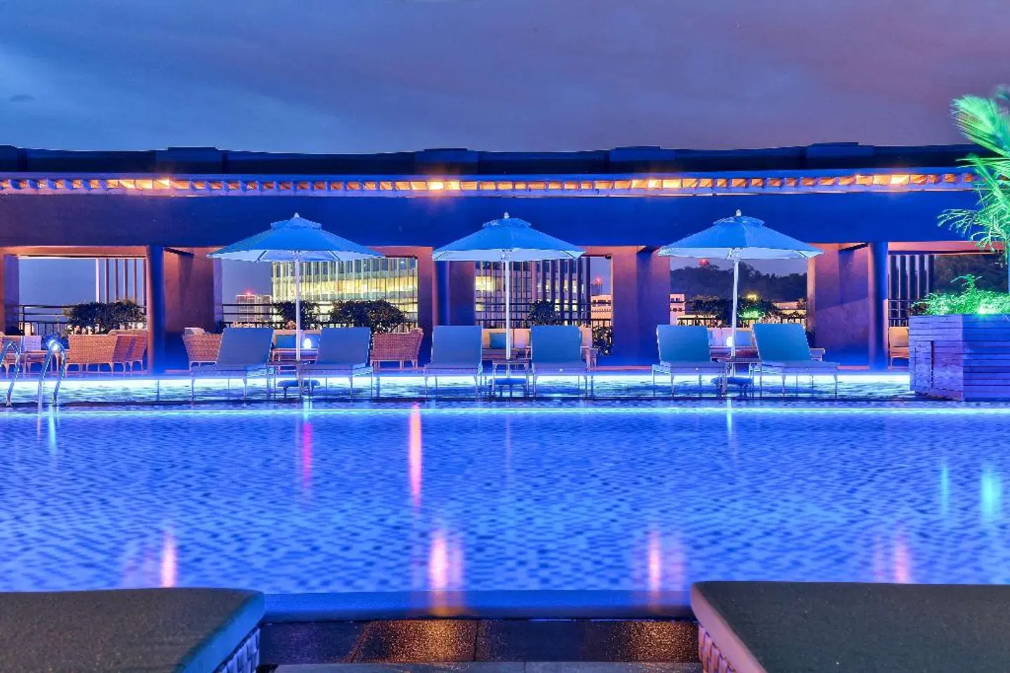 Hilton Kota Kinabalu, Malaysia OUTDOOR_POOL