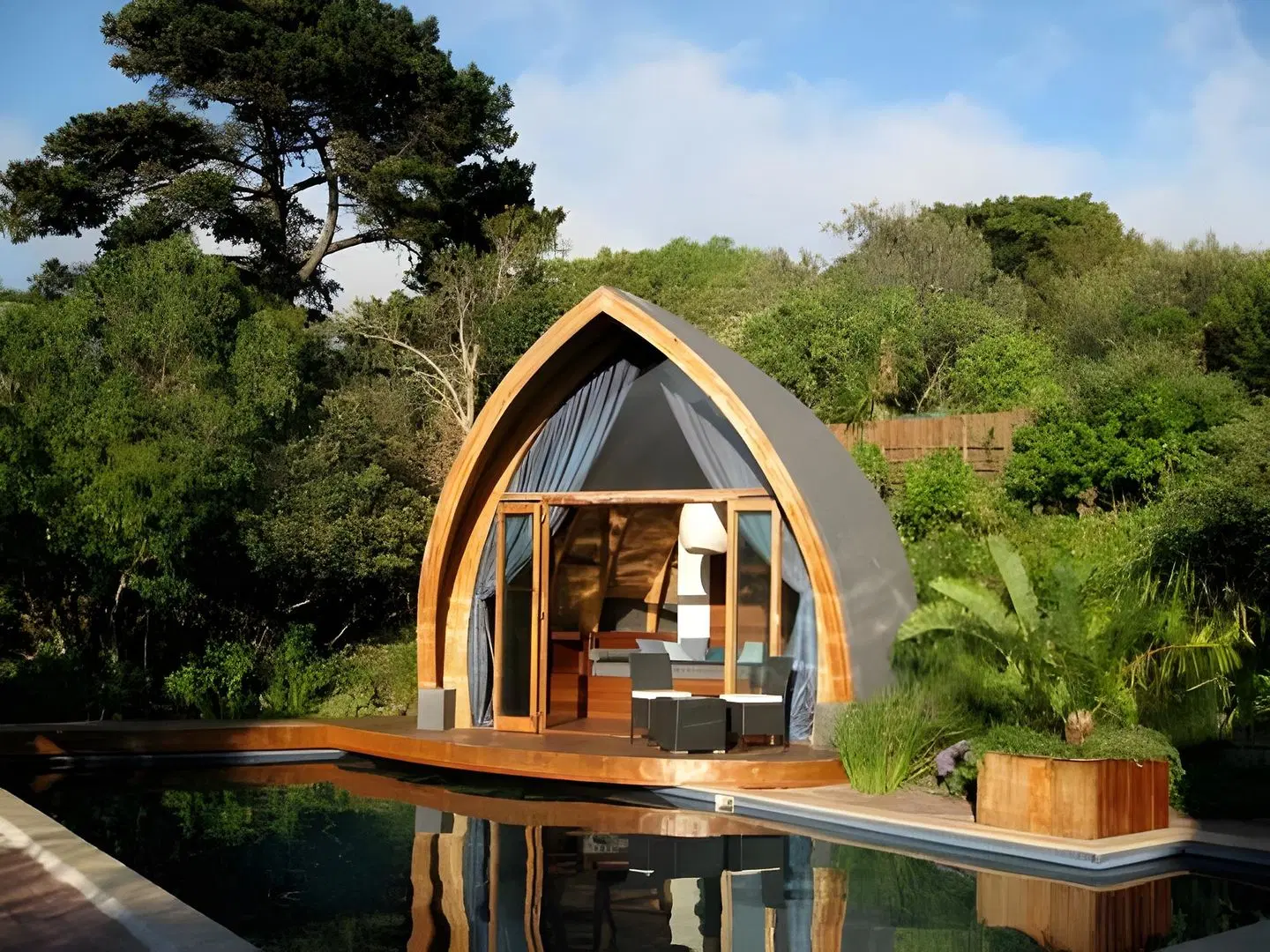 CUBE Guest House Terrasse