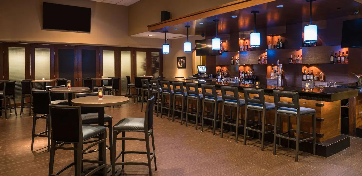The Saratoga Hilton Bar