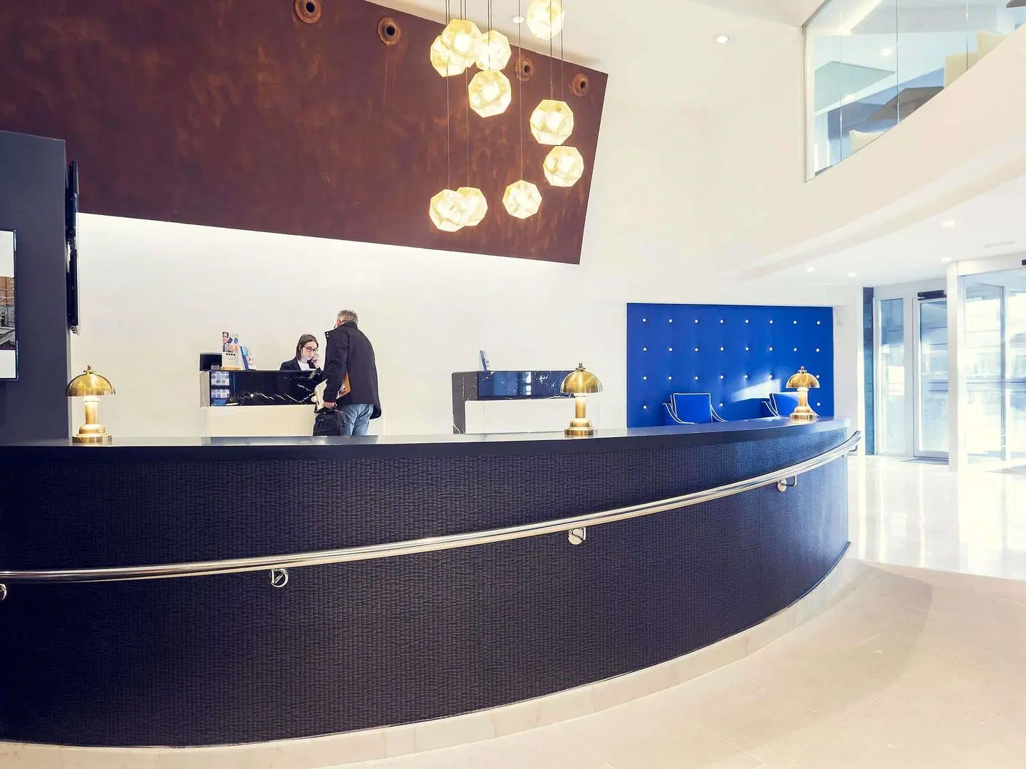 Mercure Bilbao Jardines De Albia LOUNGE_LOBBY