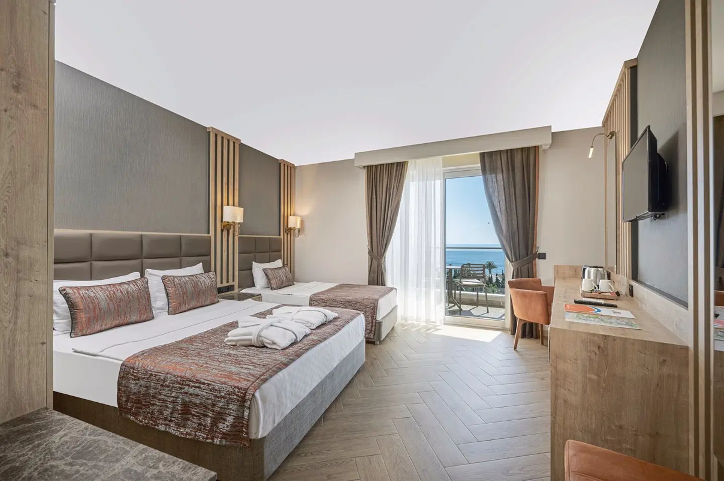 My Home Resort ROOM_EXAMPLE