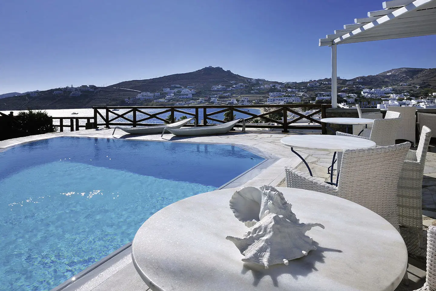 Deliades OUTDOOR_POOL
