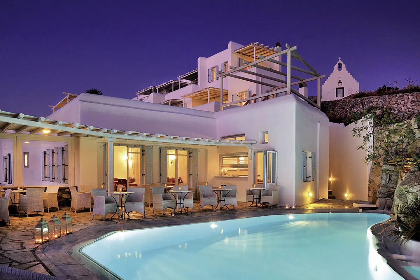 Deliades OUTDOOR_POOL