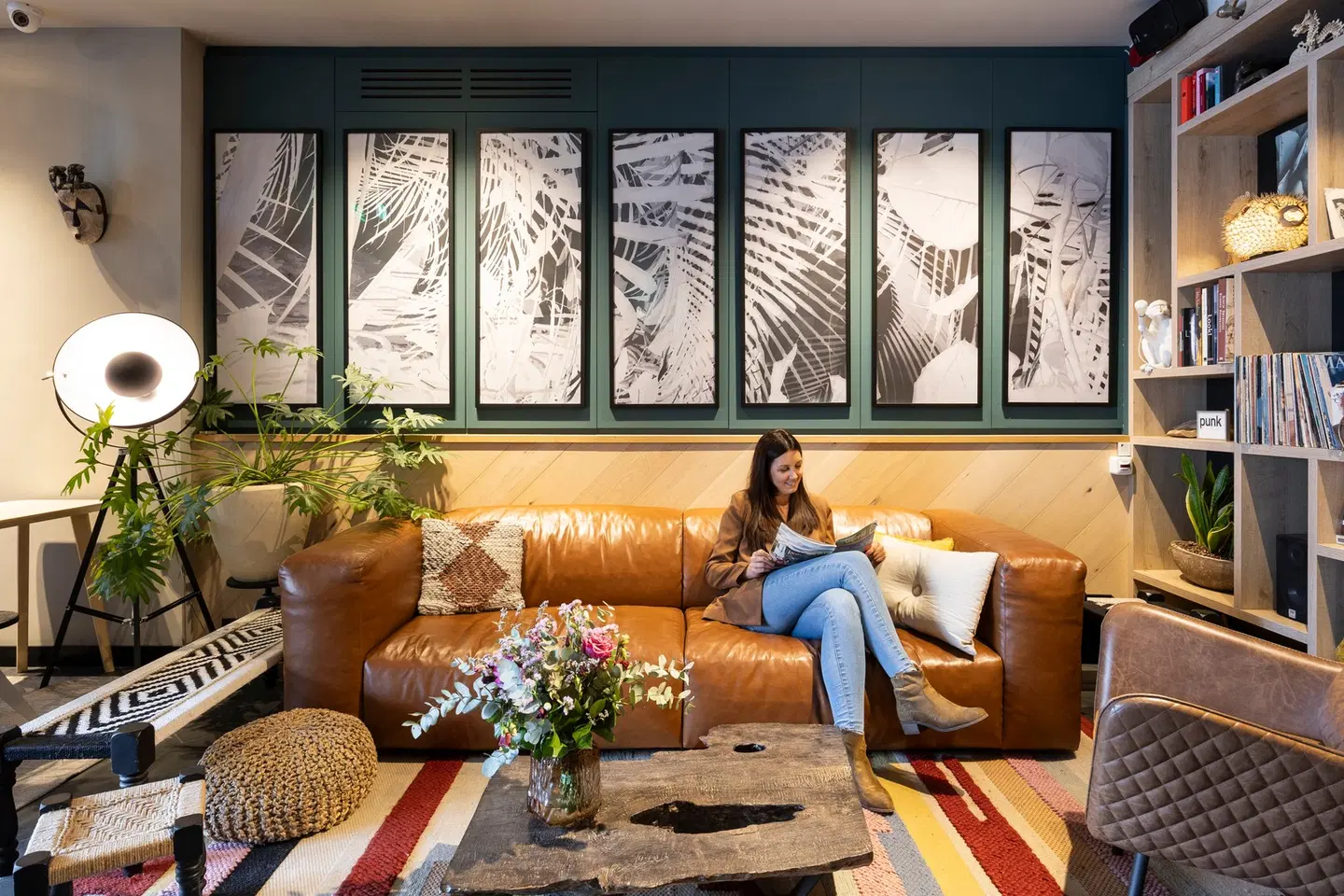 Hotel Indigo Antwerp - City Centre by IHG LOUNGE_LOBBY