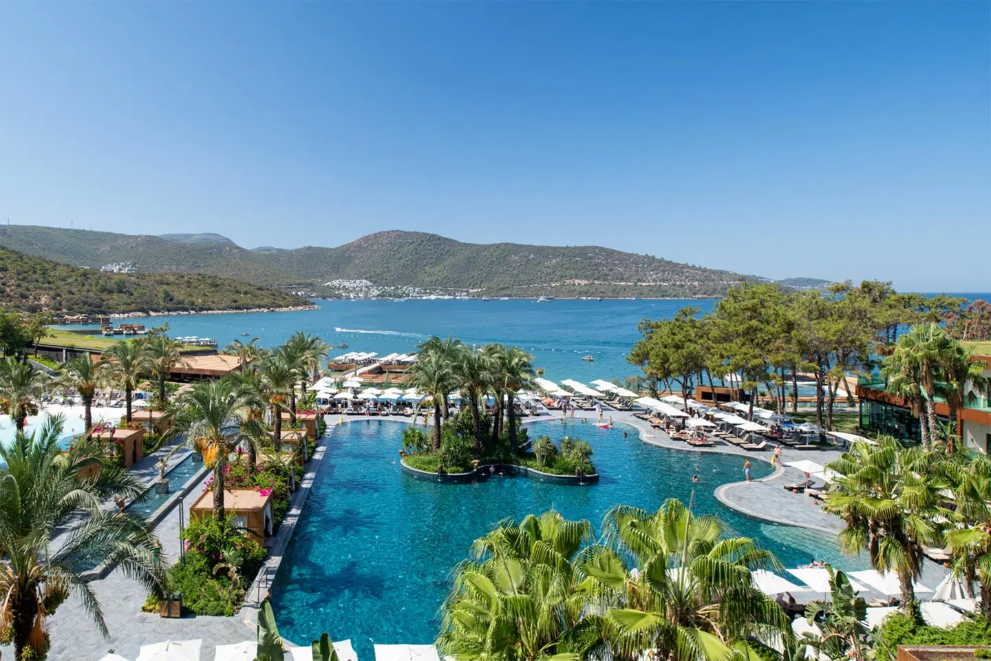 Vogue Hotel Supreme Bodrum OUTDOOR_POOL