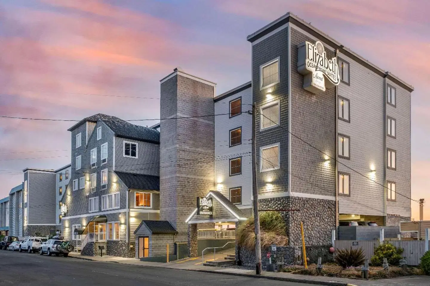 Elizabeth Oceanfront Suites, an Ascend Hotel Collection EXTERIOR