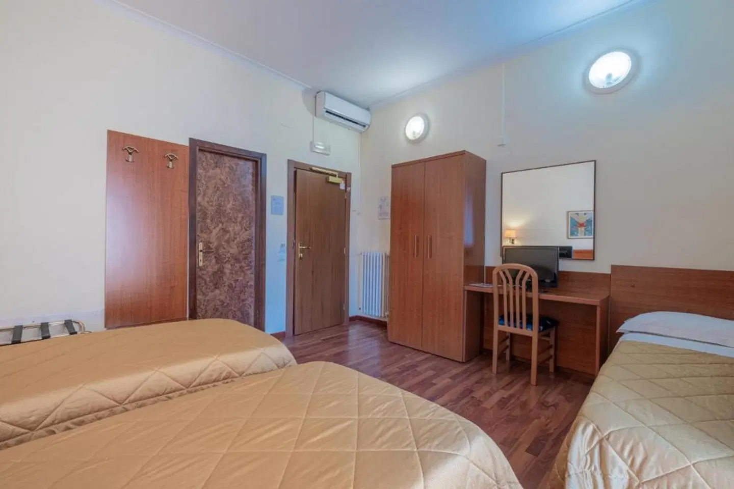 Monteverde e Austria ROOM_EXAMPLE