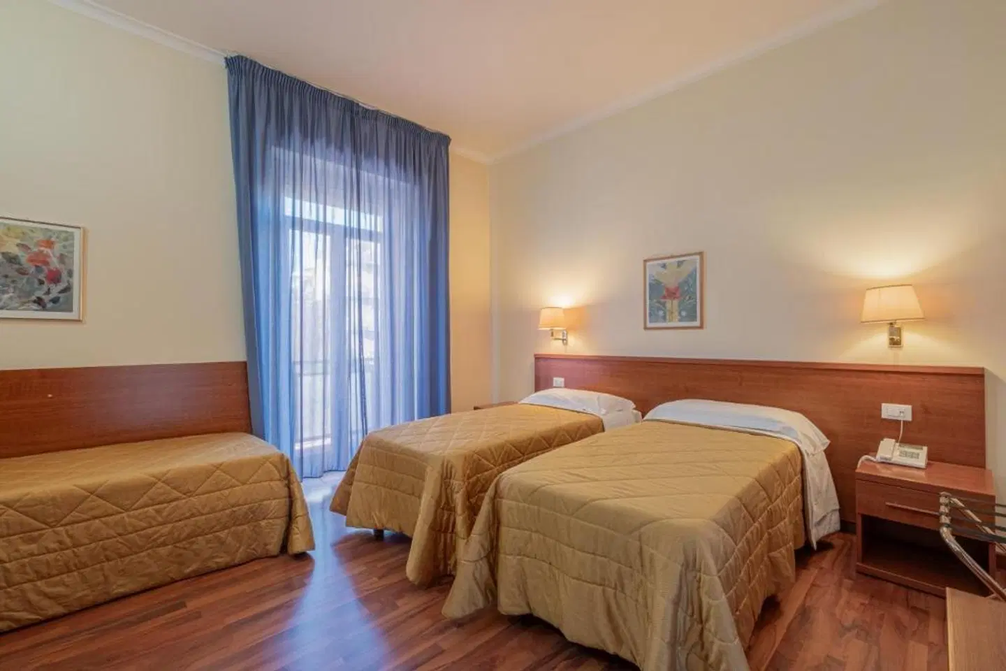 Monteverde e Austria ROOM_EXAMPLE