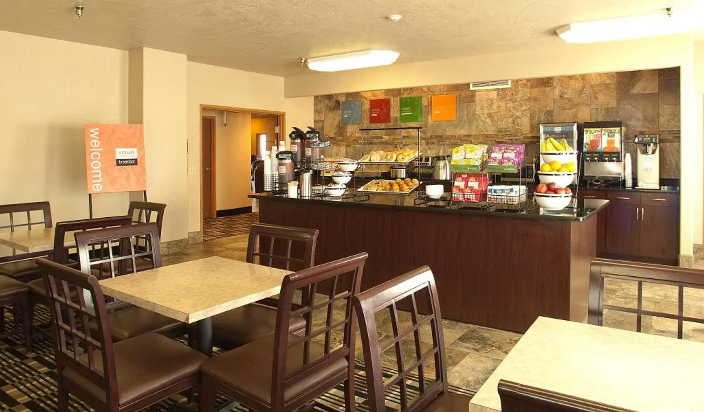 Comfort Inn Gunnison Bar