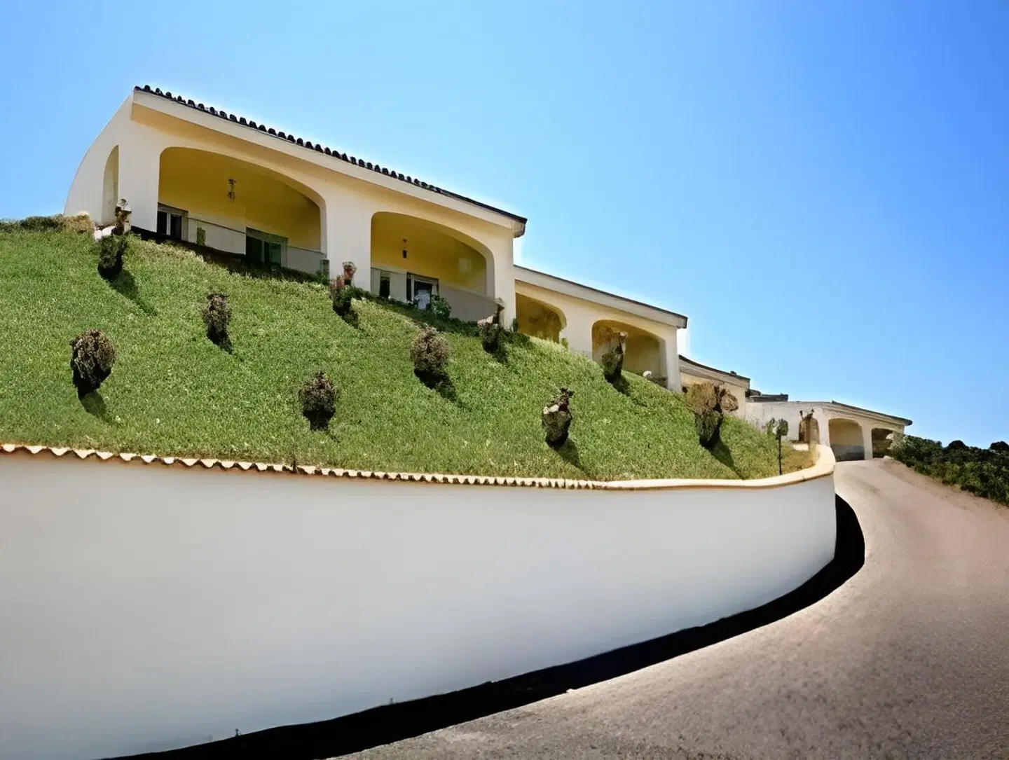Pedra Ruja EXTERIOR
