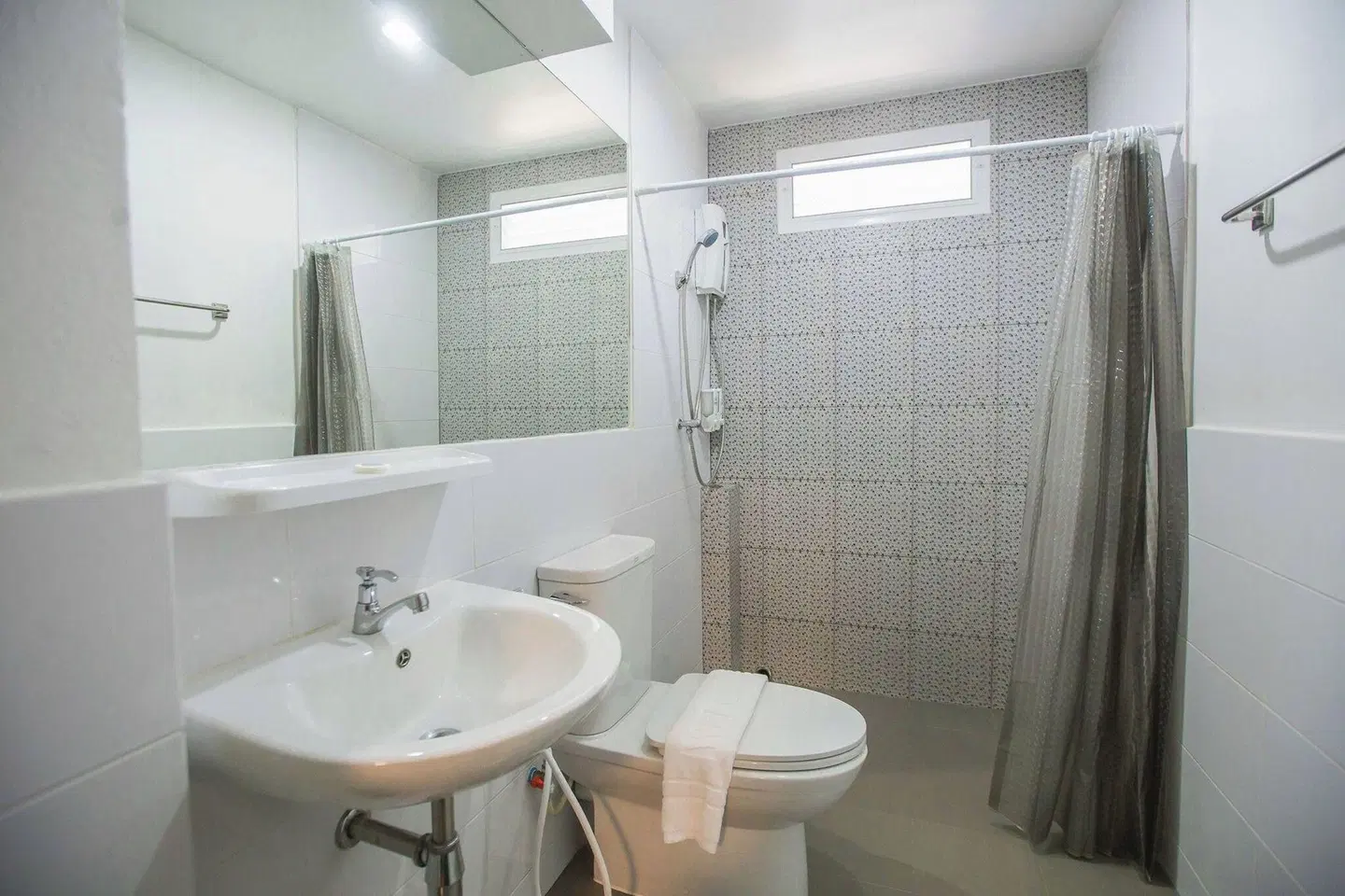 iRoom (SHA Certified) Badezimmer