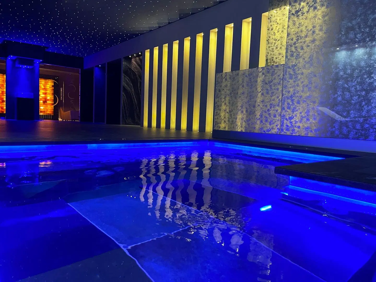 The Moon Boutique Hotel Hallenbad