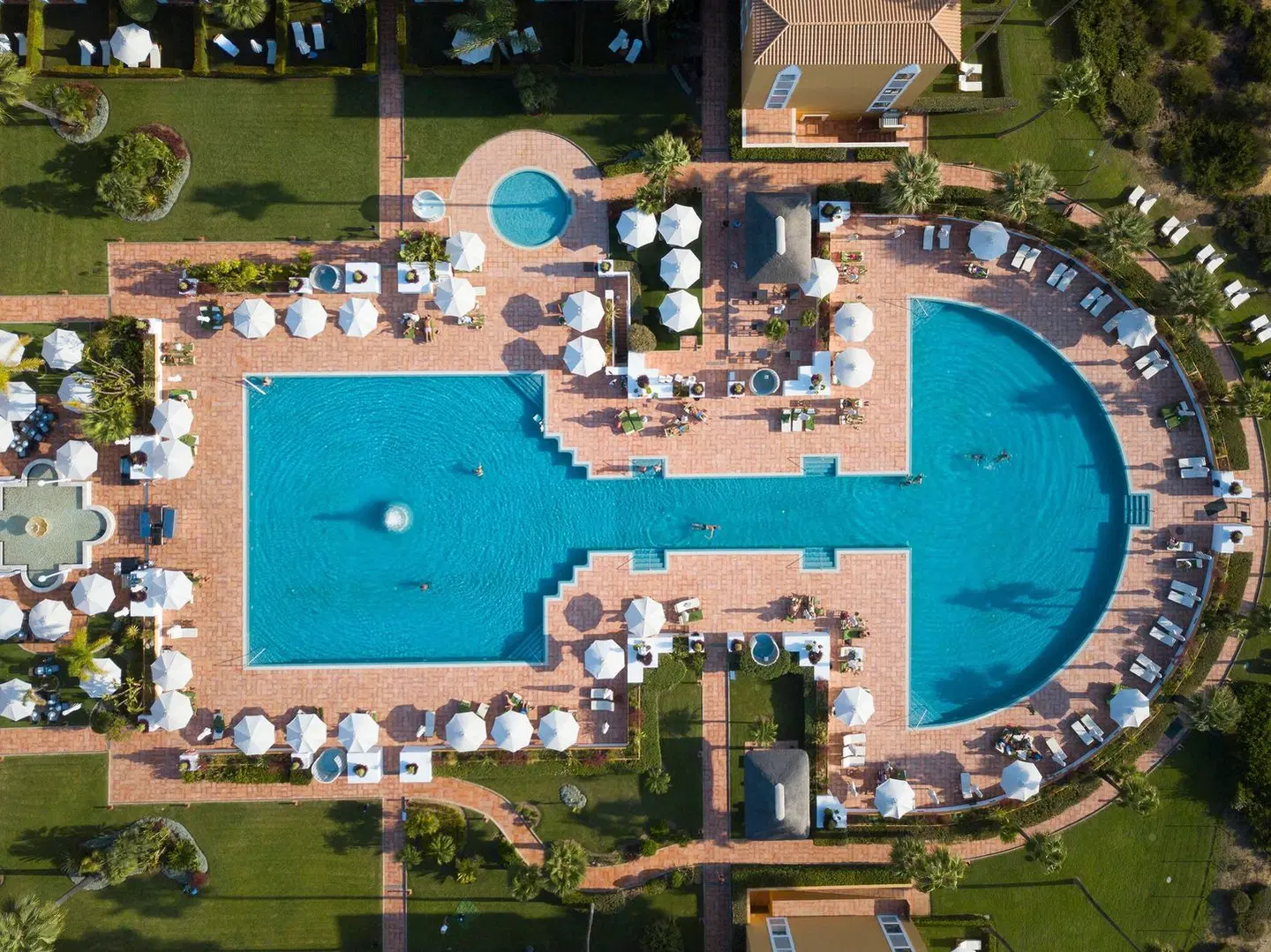 Palacio de Sancti Petri Gran Meliá OUTDOOR_POOL