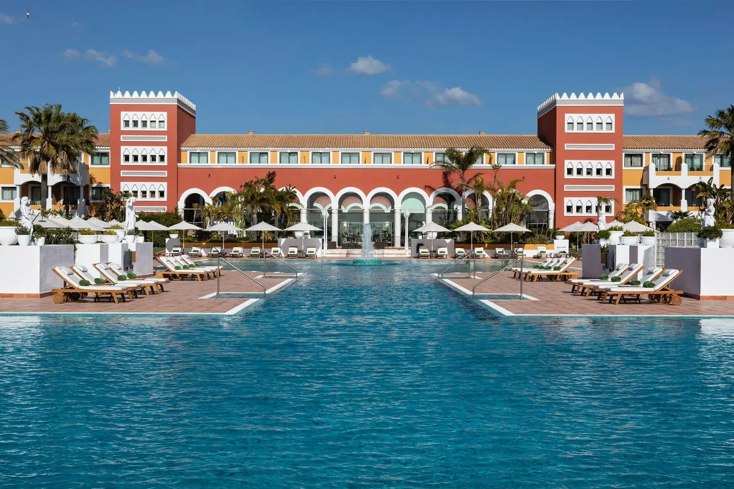 Palacio de Sancti Petri Gran Meliá OUTDOOR_POOL