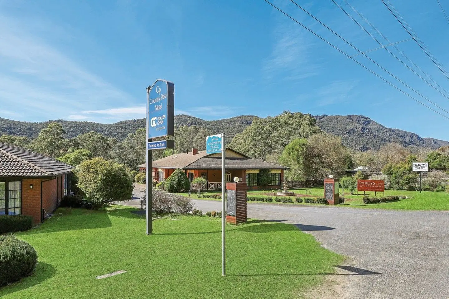 Country Plaza Halls Gap Garten