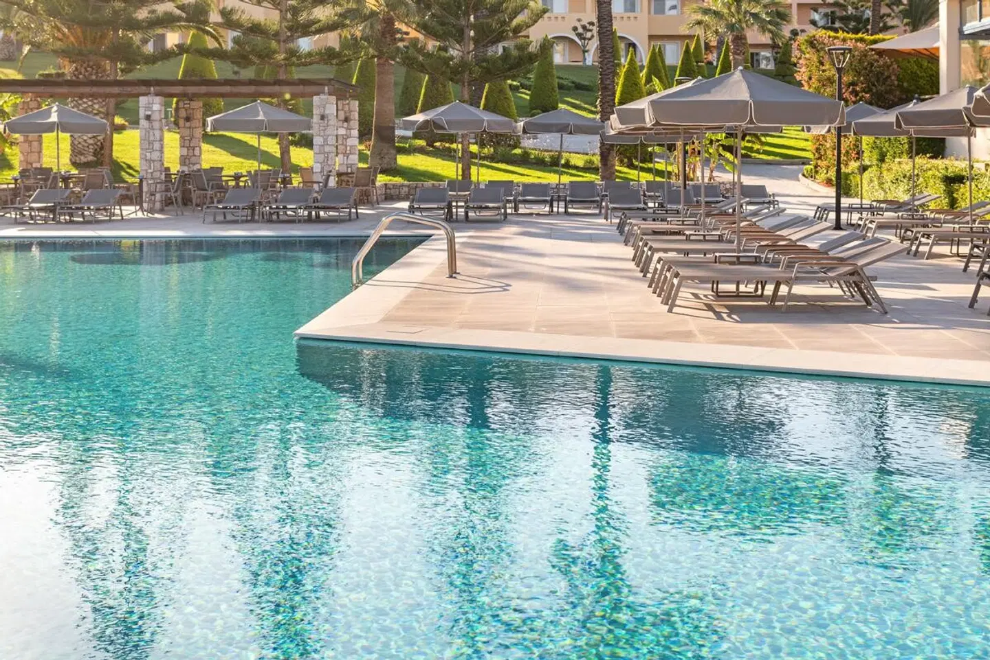 Horizon Beach Resort OUTDOOR_POOL
