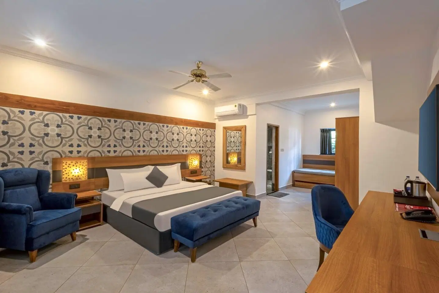 Chalston Beach Resort LOUNGE_LOBBY