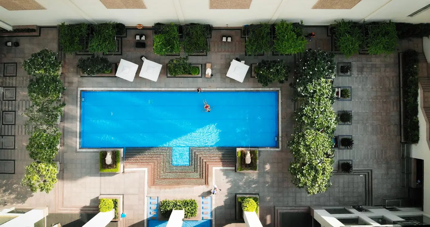 Jaipur Marriott Hallenbad