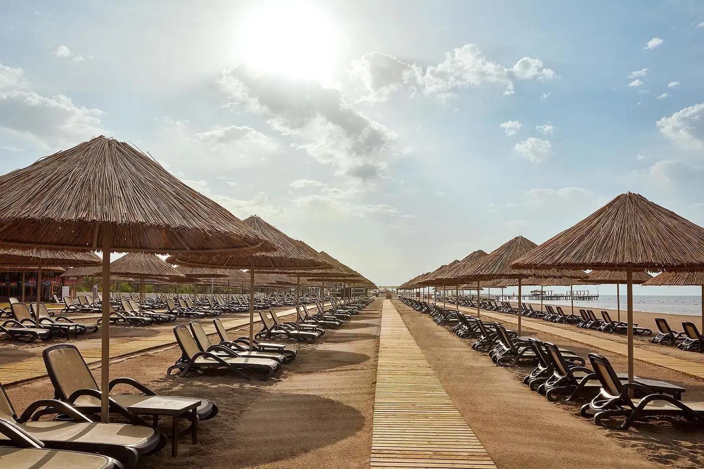 Gloria Serenity Resort BEACH