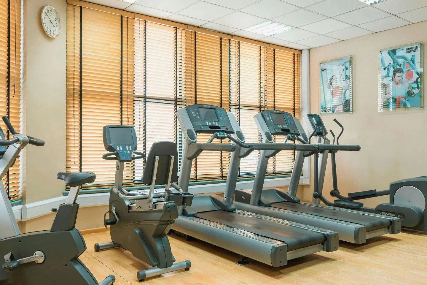 Majestic Cove Hotel SPORTS_AND_LEISURE