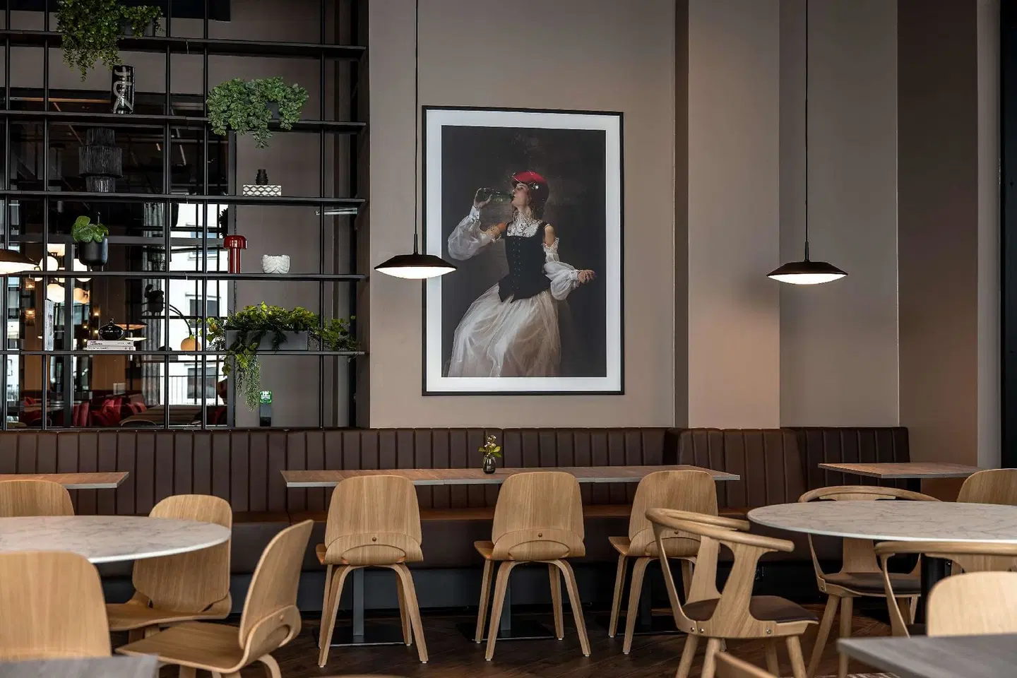 Radisson RED Oslo Økern Bar