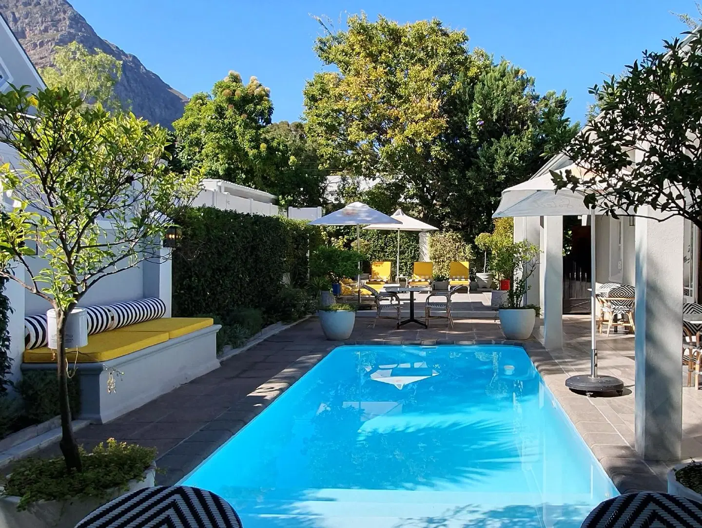 Fleur du Soleil OUTDOOR_POOL
