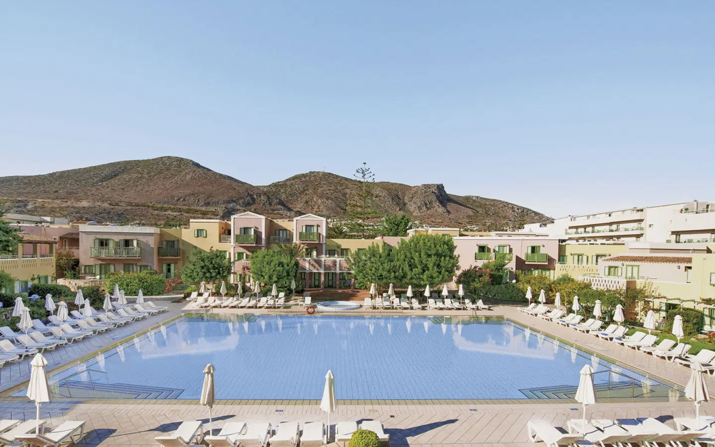 Silva Beach OUTDOOR_POOL