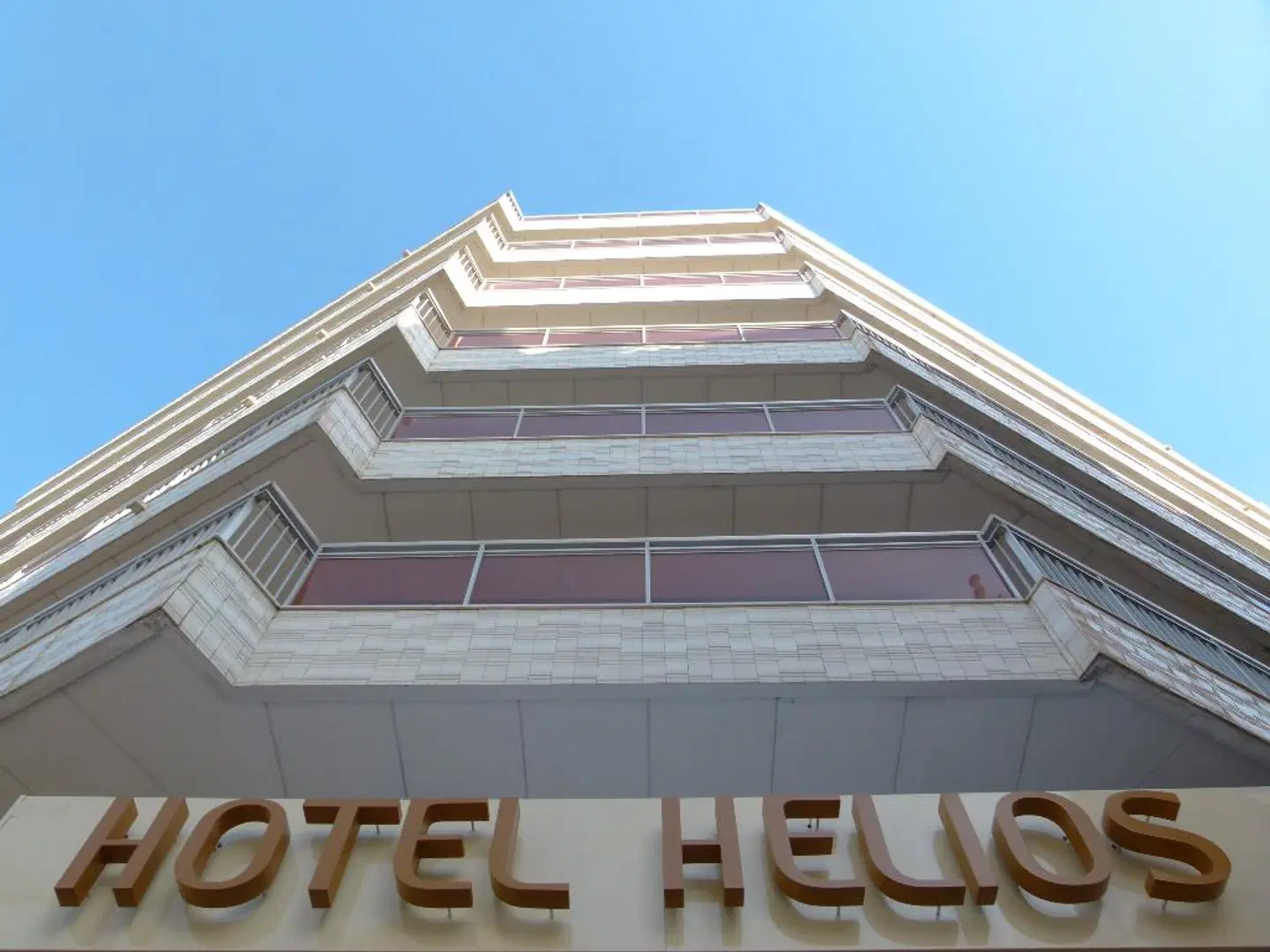 Hélios EXTERIOR