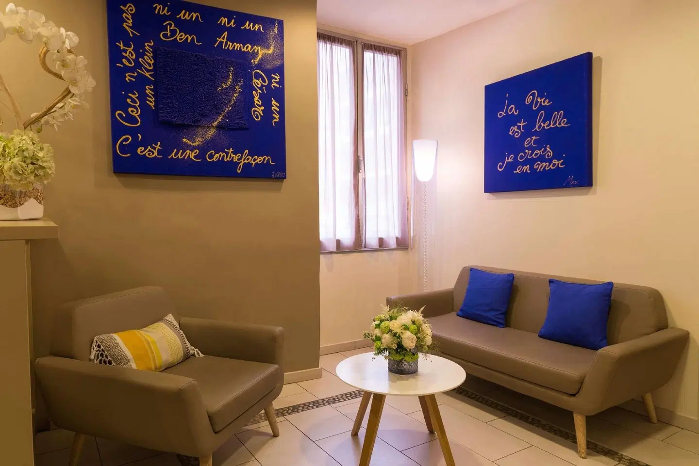 Hôtel Le Seize ROOM_EXAMPLE