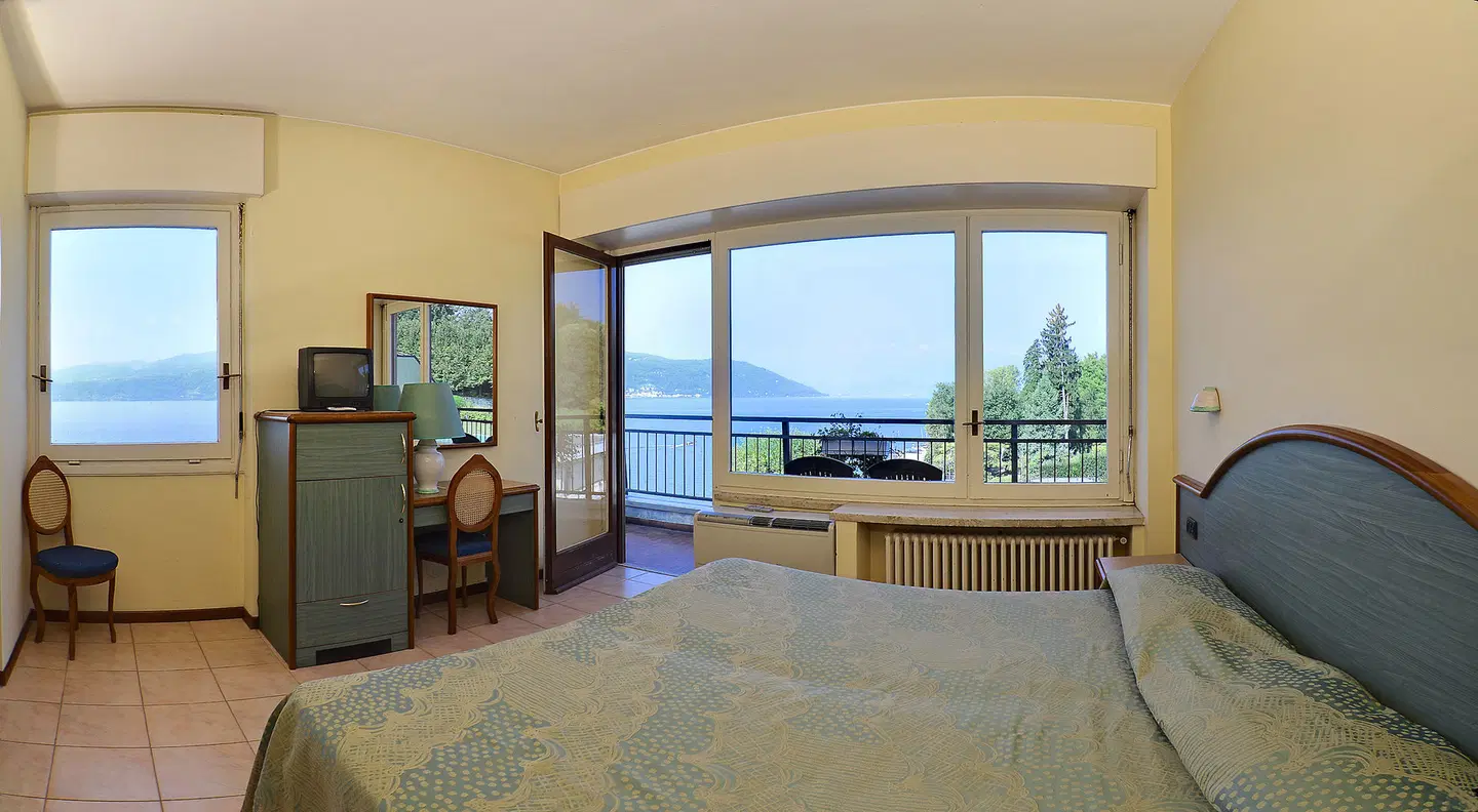 Europa ROOM_EXAMPLE