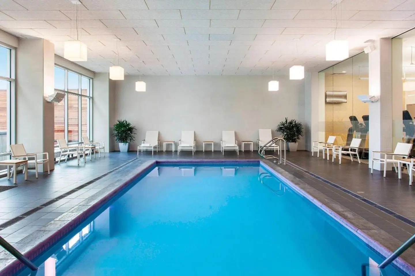 Element by Marriott Boston Seaport District Hallenbad