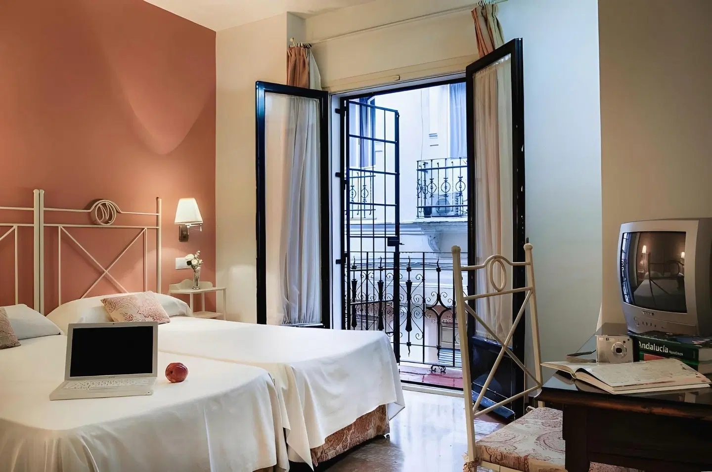 Murillo Hotel ROOM_EXAMPLE