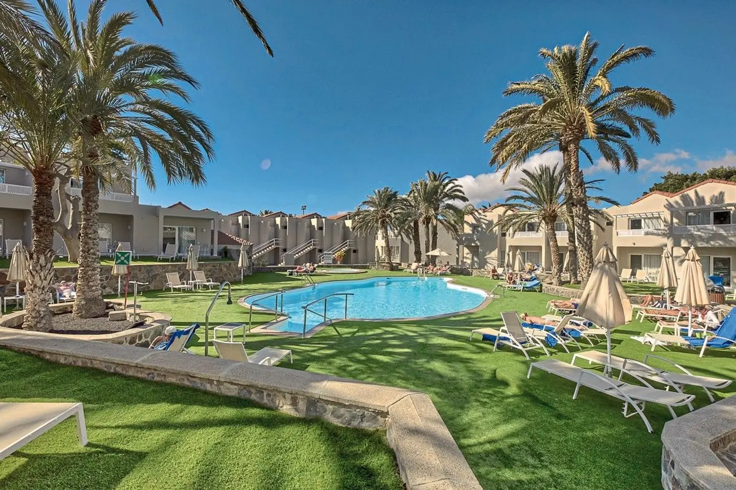 LIVVO Appartements Koala Garden OUTDOOR_POOL