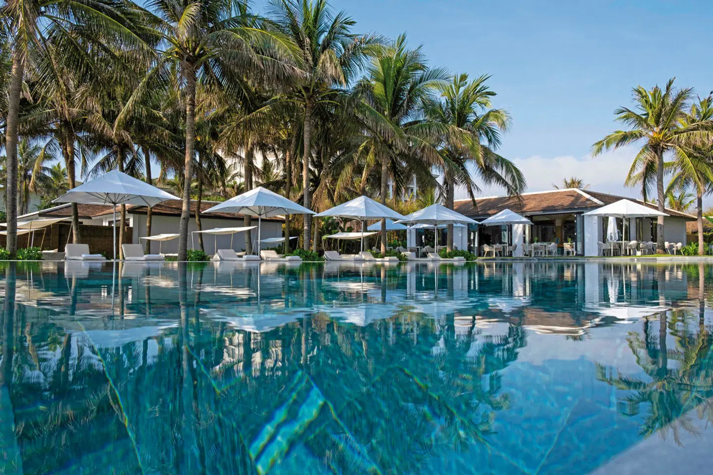 Tia Wellness Resort OUTDOOR_POOL
