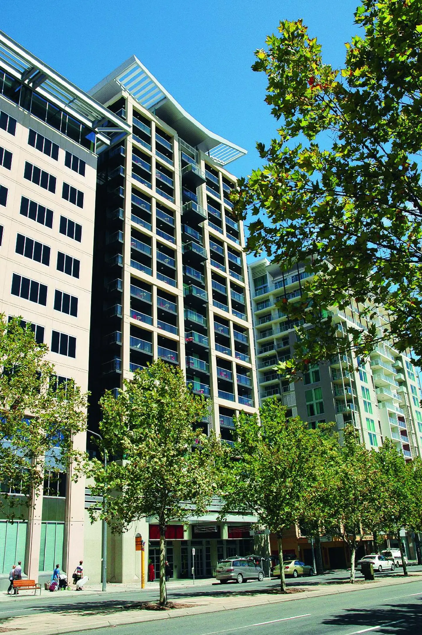 Oaks Adelaide Horizons Suites EXTERIOR