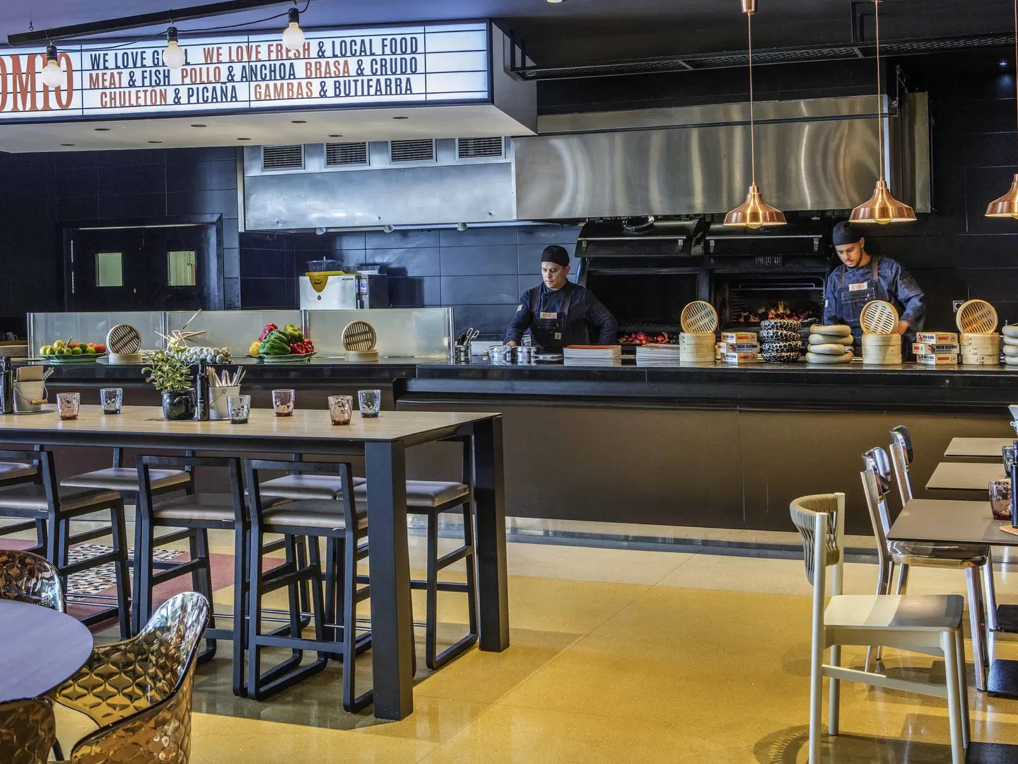 Novotel Barcelona Cornella Hotel Bar