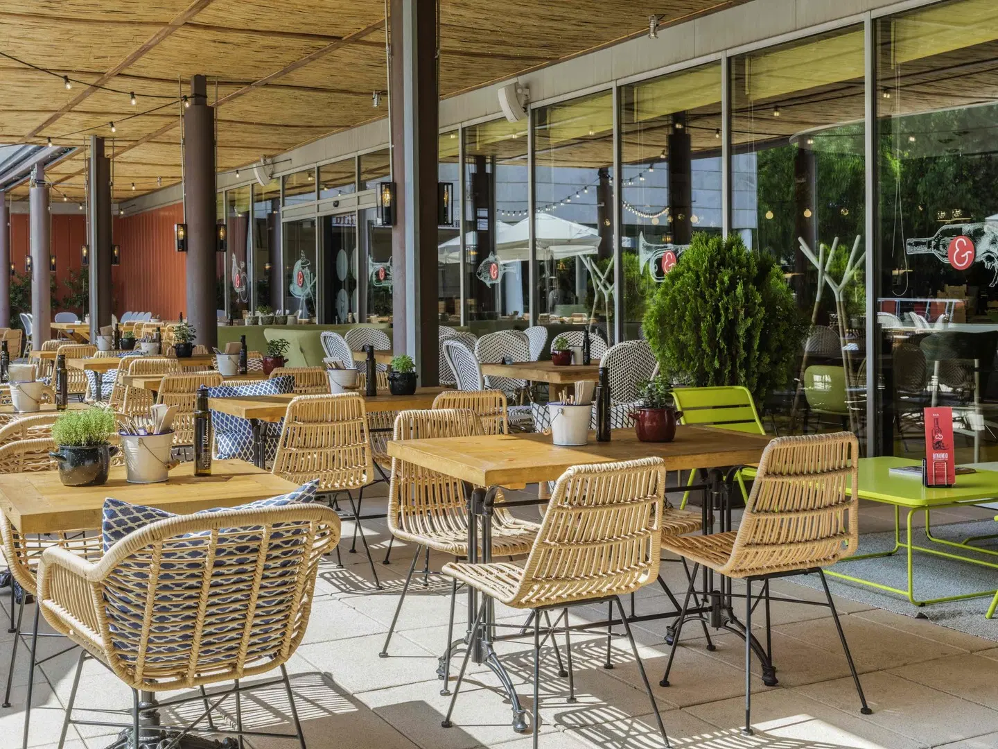 Novotel Barcelona Cornella Hotel Terrasse
