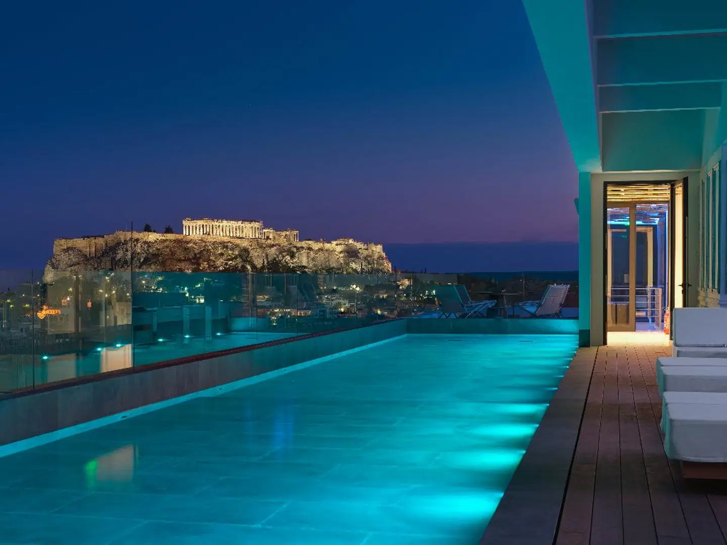 NYX Esperia Palace Hotel Athens by Leonardo Hotels OUTDOOR_POOL