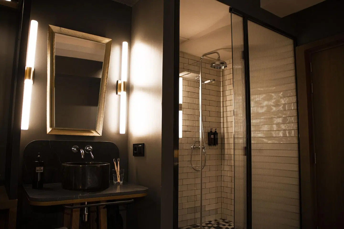 Letoh Letoh Sevilla Badezimmer