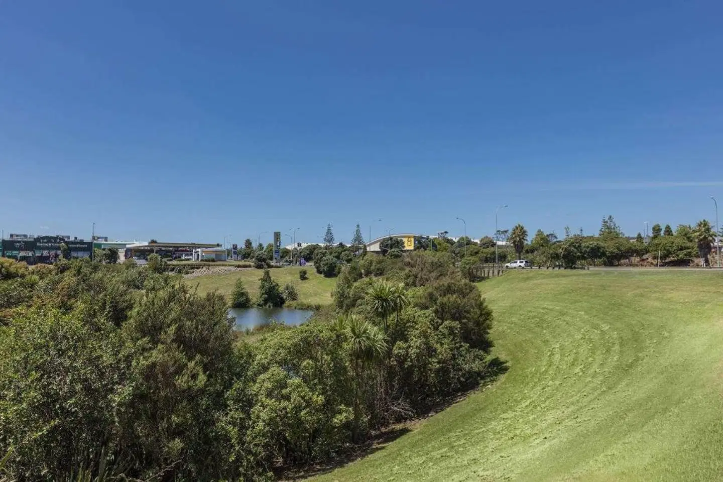 Waldorf Newhaven Apartments LANDSCAPE