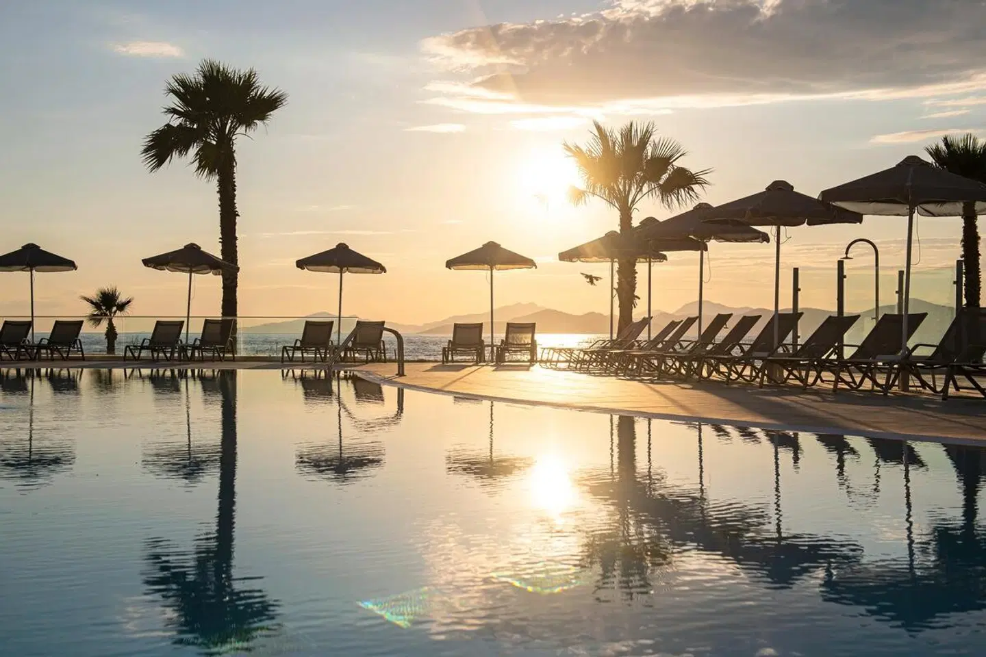 Aeolos Beach Hotel OUTDOOR_POOL